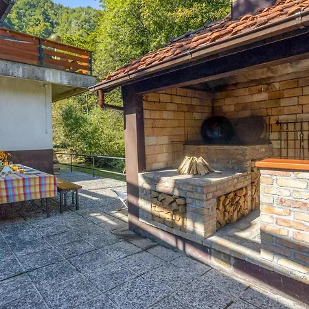 Tatil Evi In Cabar With Wifi