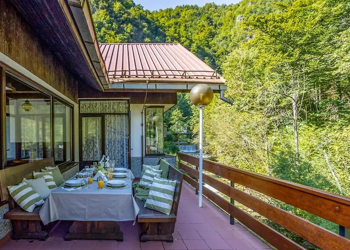 Dom wakacyjny In Cabar With Wifi *