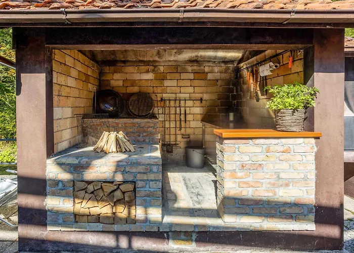 Dom wakacyjny In Cabar With Wifi