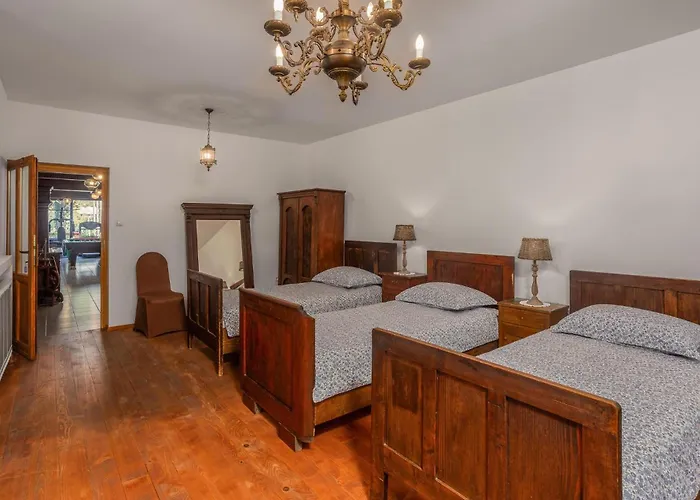 In Cabar With Wifi *